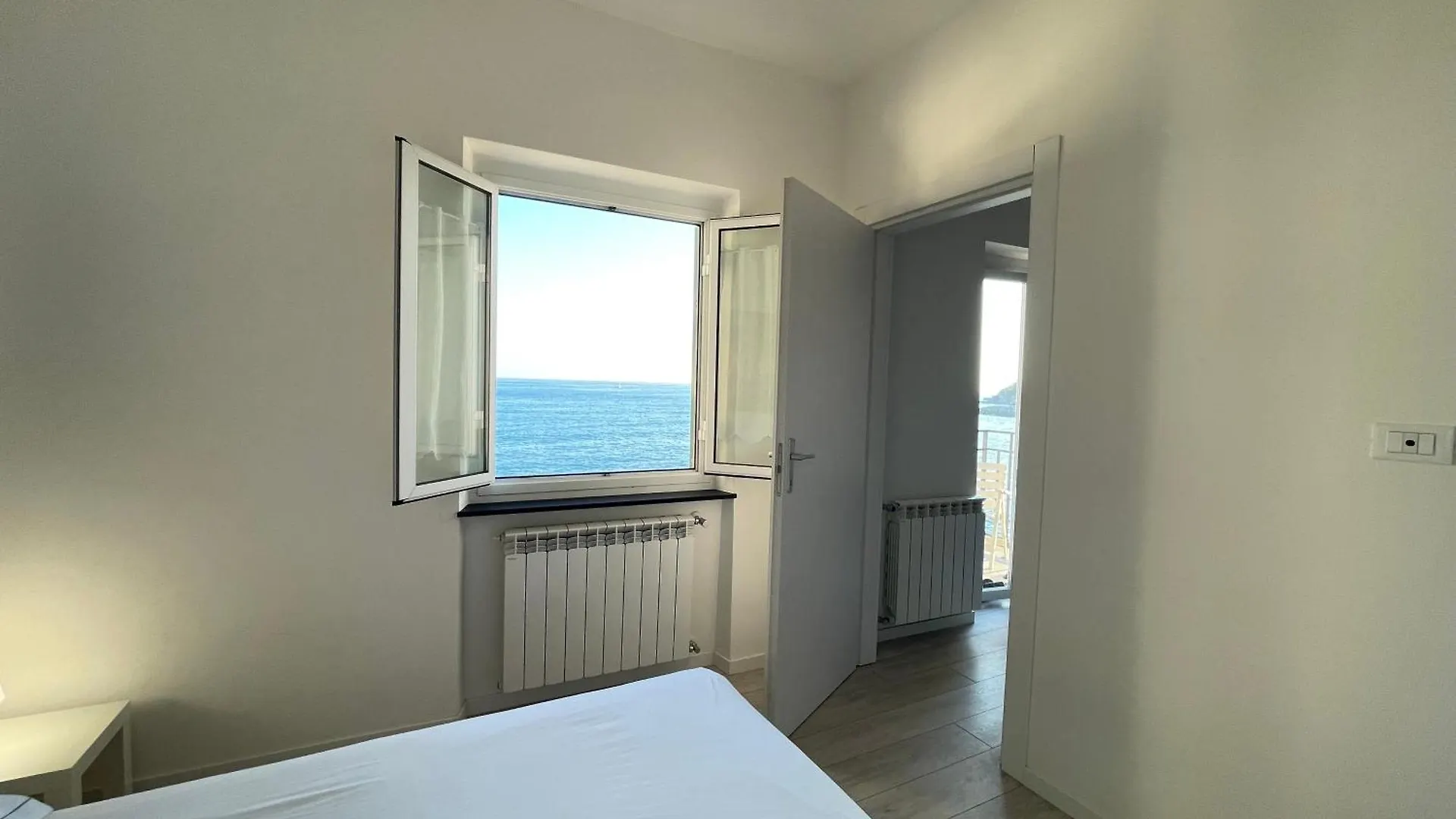 Comodissimo Gaslini E Mare Genova Italia
